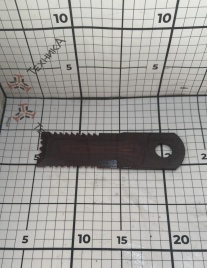 Нож соломоизмельчителя, зубчатый 4,5 мм 51128 / HF44443