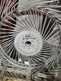 Колесо граблей АЗАС без подш. и ступицы, палец 7мм, универсальное нов. обр. под 6 отв.