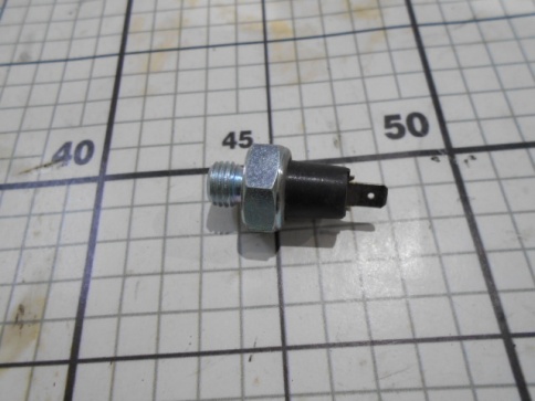 Датчик давления масла  6745050 107 фото 1