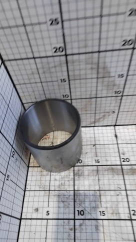 Втулка 250 700.28.00.023 (оси полурамы) фото 1